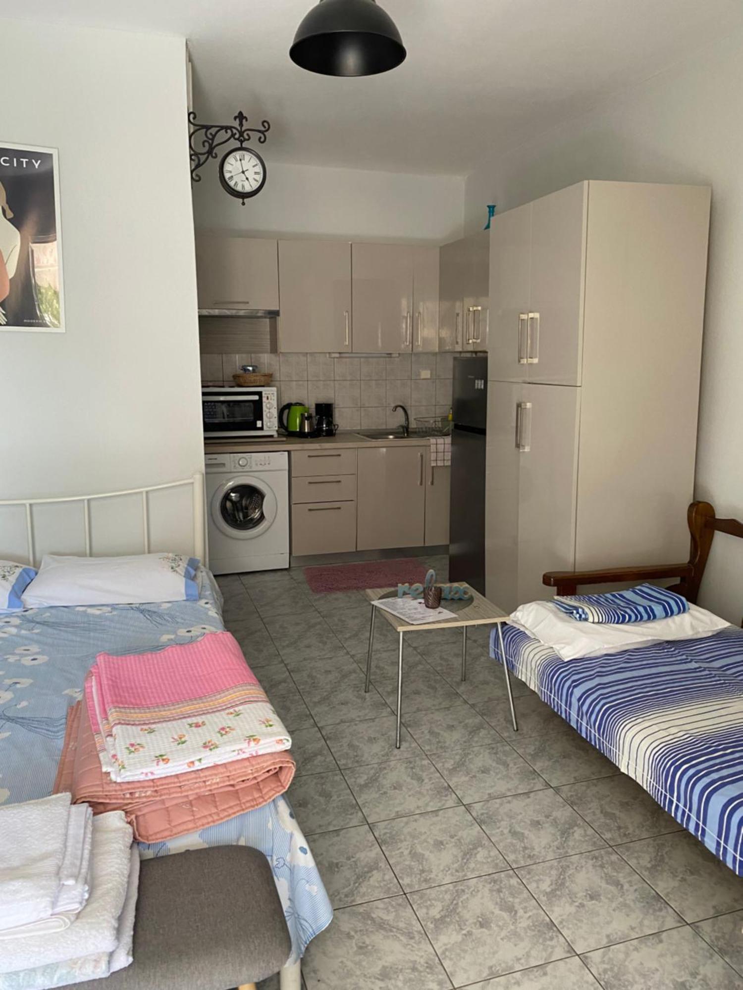 Small Beauty Studio Kavala Bagian luar foto